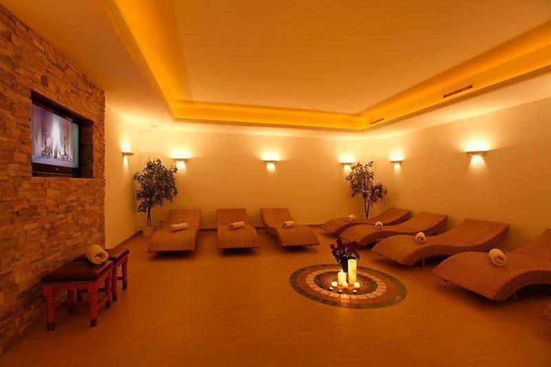 Hotel Alpenroyal Fiss Extérieur photo