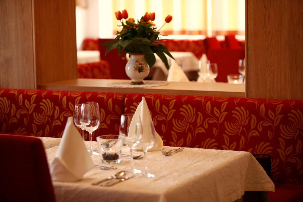 Hotel Alpenroyal Fiss Extérieur photo